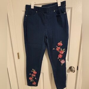 Isaac Mizrahi Dark Blue Women's Embroidered Floral Jeans - Size 16